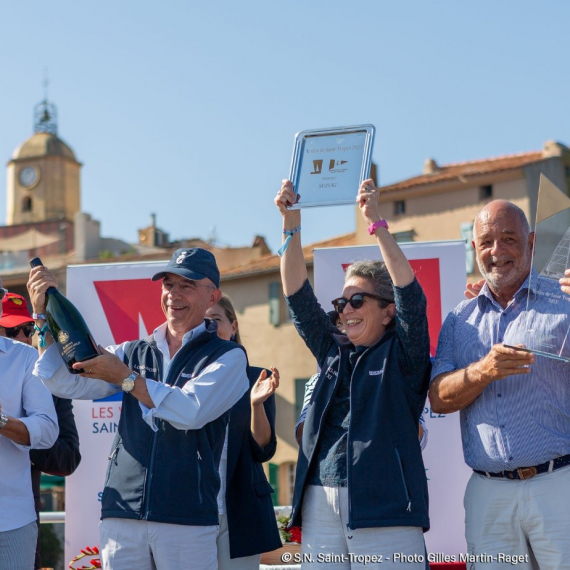Long Nose XI remporte le prix de la Ville de Saint Tropez